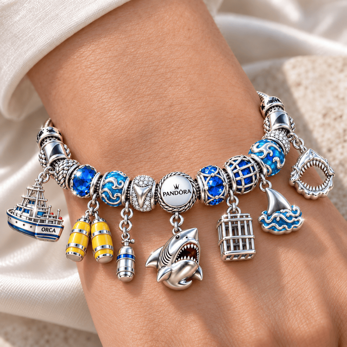 JAWS Silver Charm Bracelet Set NTTB
