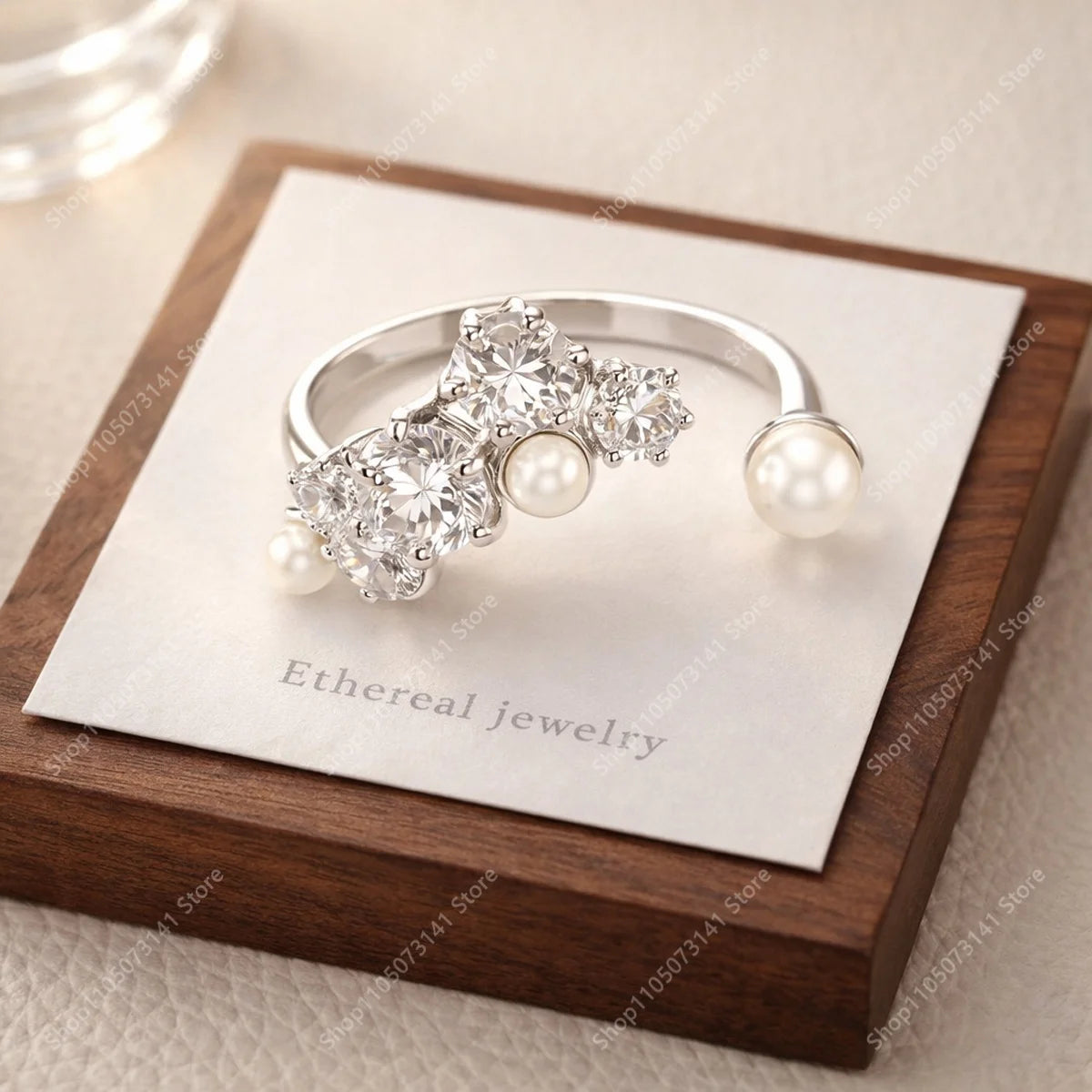 Luxurious and elegant diamond ring with a star-shaped diamond ring, perfect for banquets and parties - a versatile birthday gift
